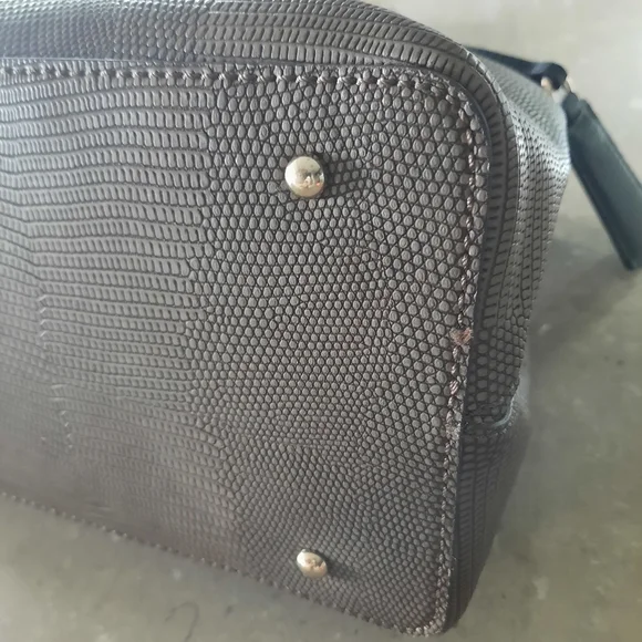 Guess Lyndi Shoulder Handbag Croc Embossed Animal Print Brown Black Med. Size - Picture 14 of 17